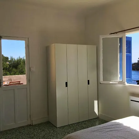 Cabanon Sur L Eau Villa Ensues-la-Redonne Exterior photo