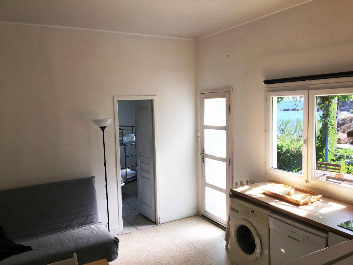 Holiday home Cabanon Sur L Eau *
