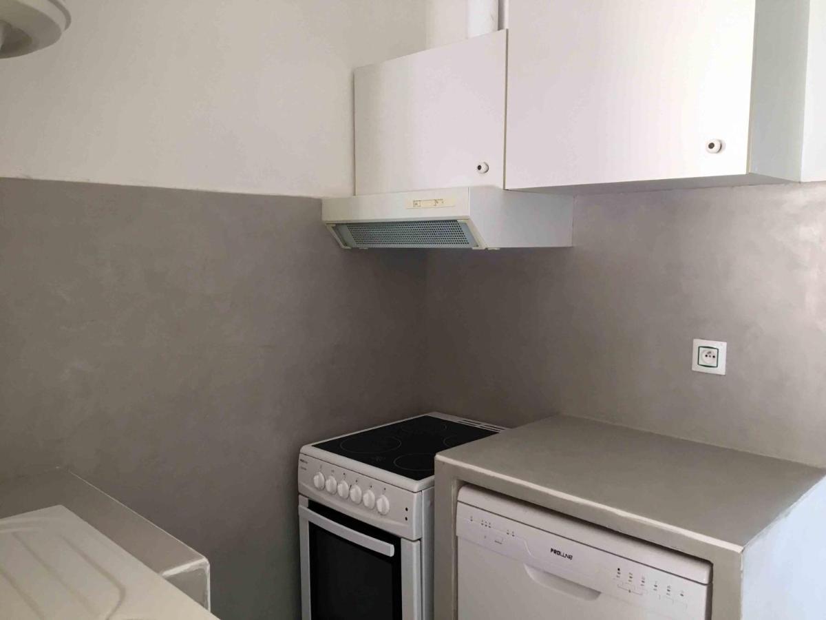 Holiday home Cabanon Sur L Eau *
